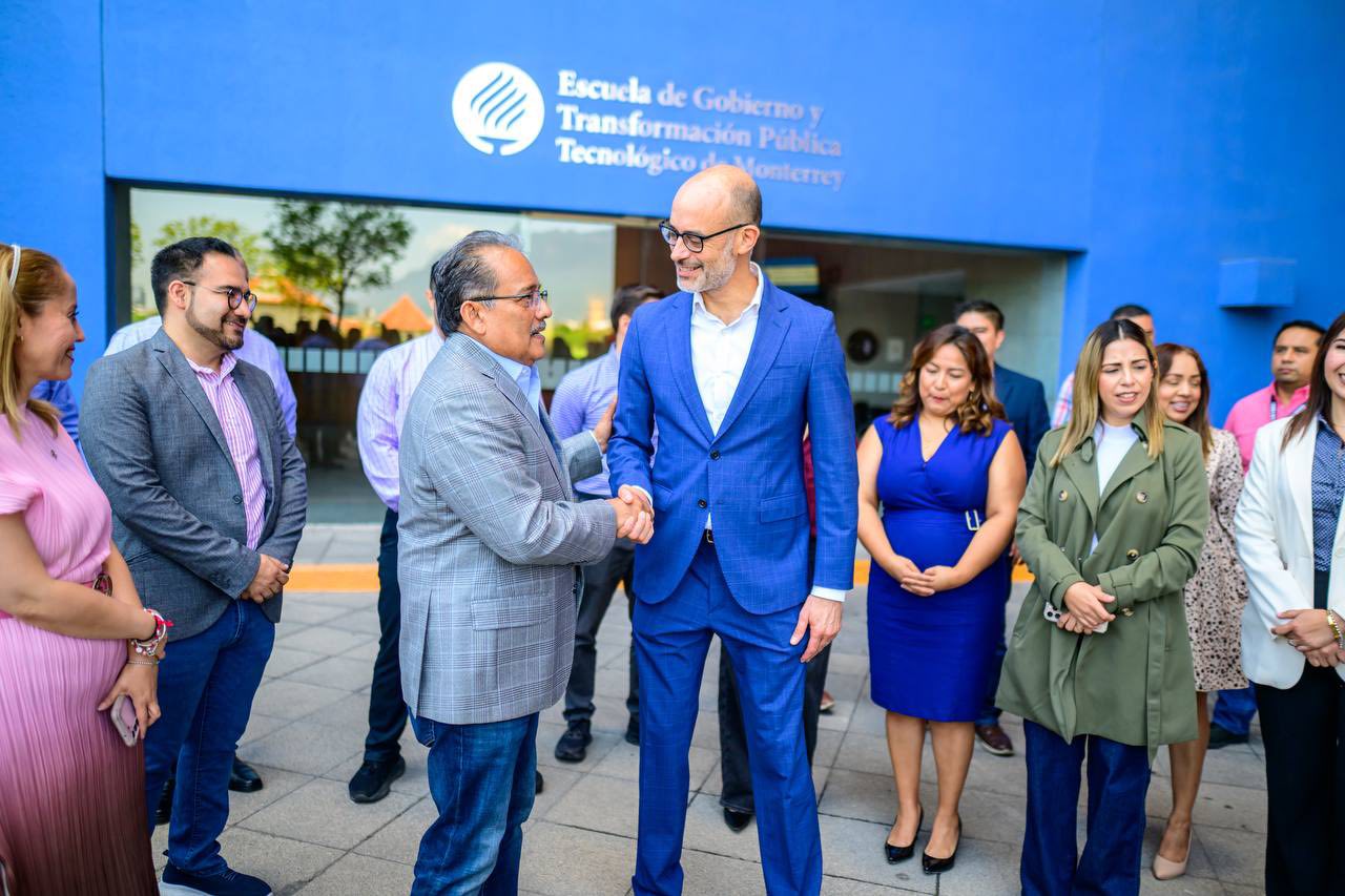 Firma Escobedo convenio con el Instituto Tecnológico de Monterrey