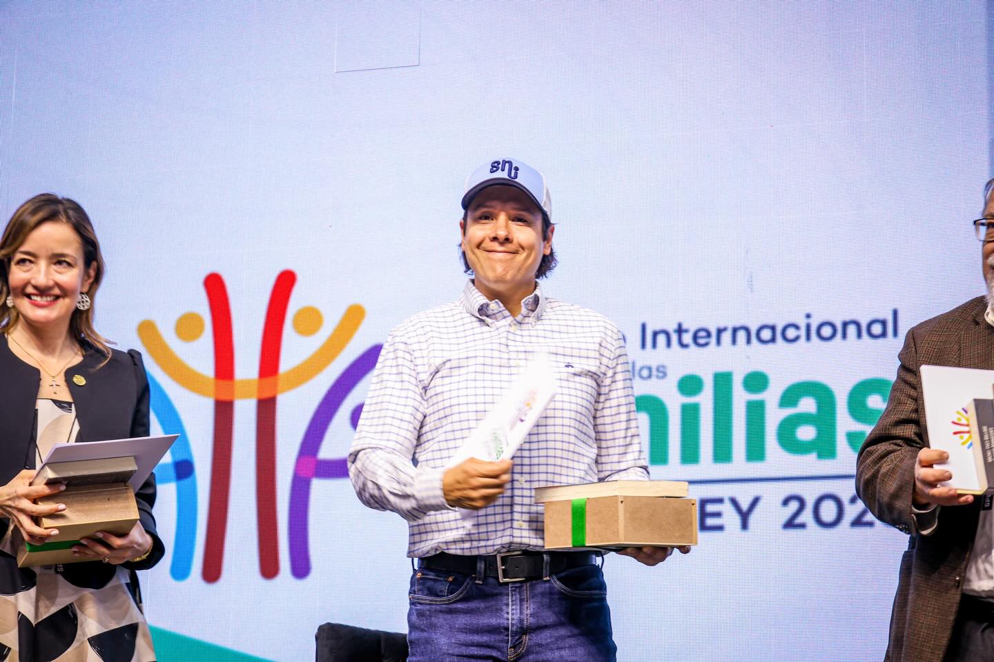 San Nicolás impulsa políticas públicas centradas en la familia 