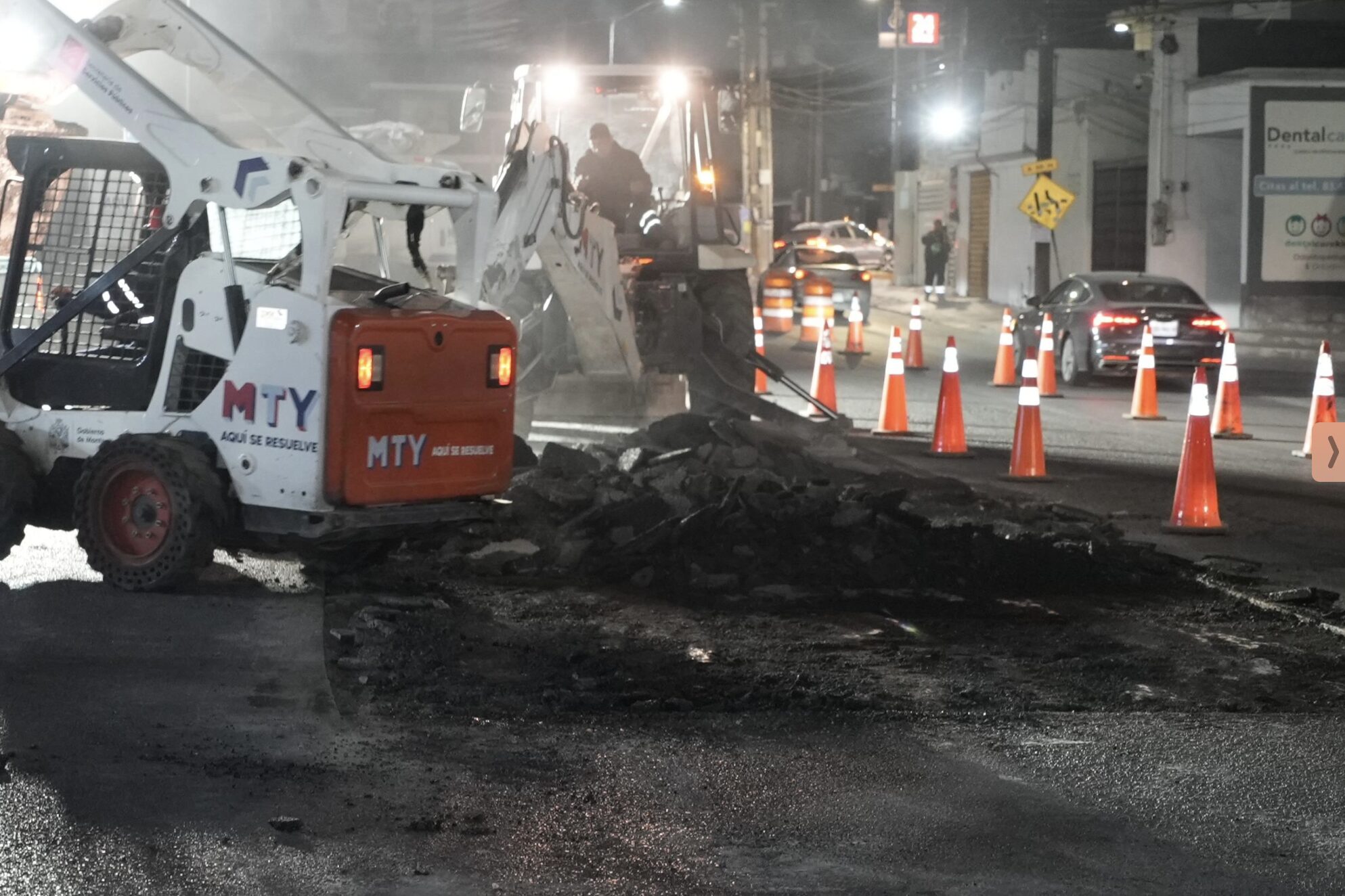 Interviene Servicios Públicos avenida Enrique C. Livas con operativo “Vialidades Regias”