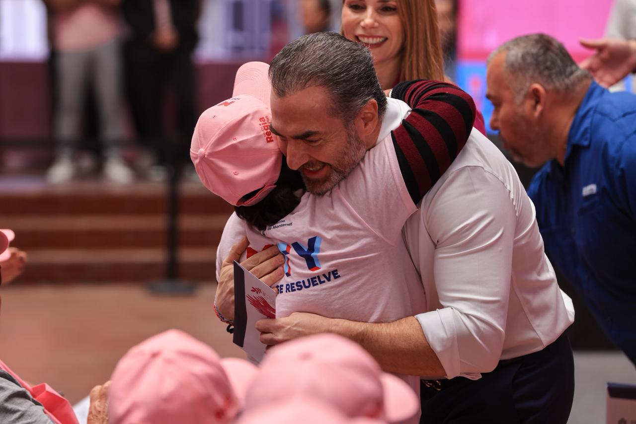 Suma Monterrey más beneficiarias con la Tarjeta Regia Plus