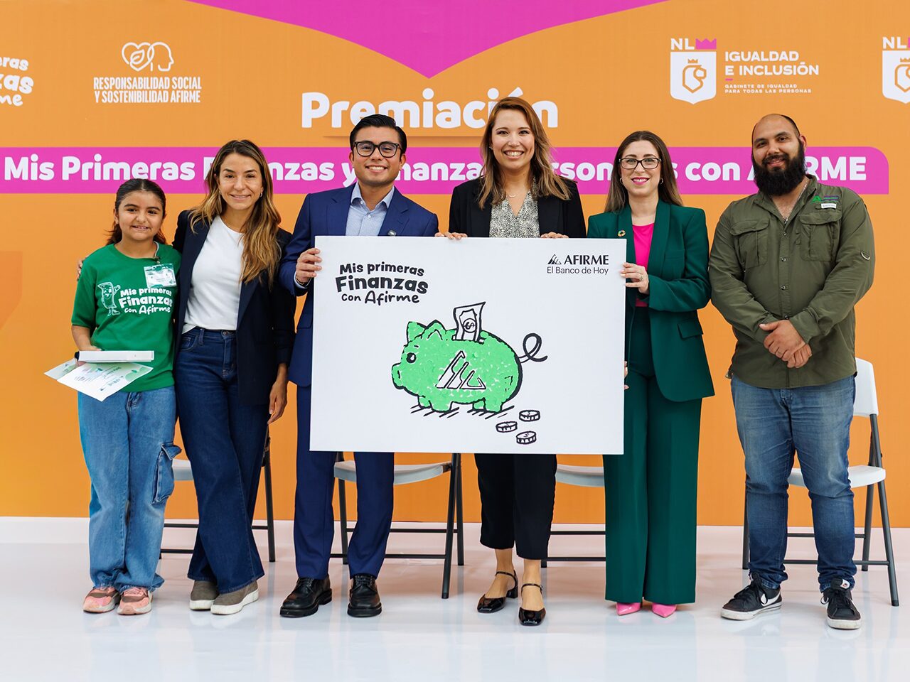 Reconoce Félix Arratia a ganadores de ‘Mis Primeras Finanzas y Finanzas Personales con Afirme’