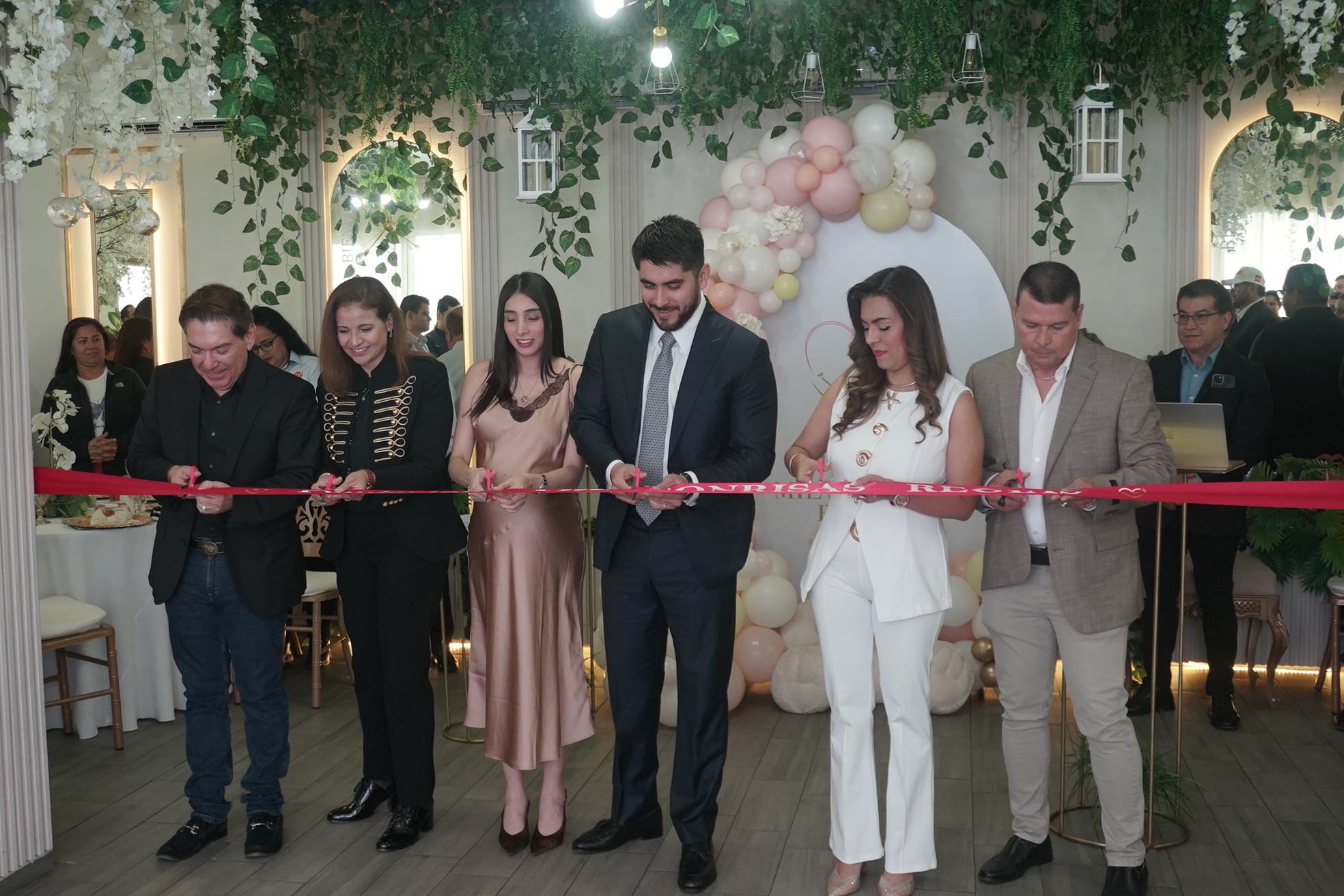 “MIL SONRISAS REGIAS A.C.” BUSCA CRECER AYUDA SOCIAL CON APOYO EMPRESARIAL