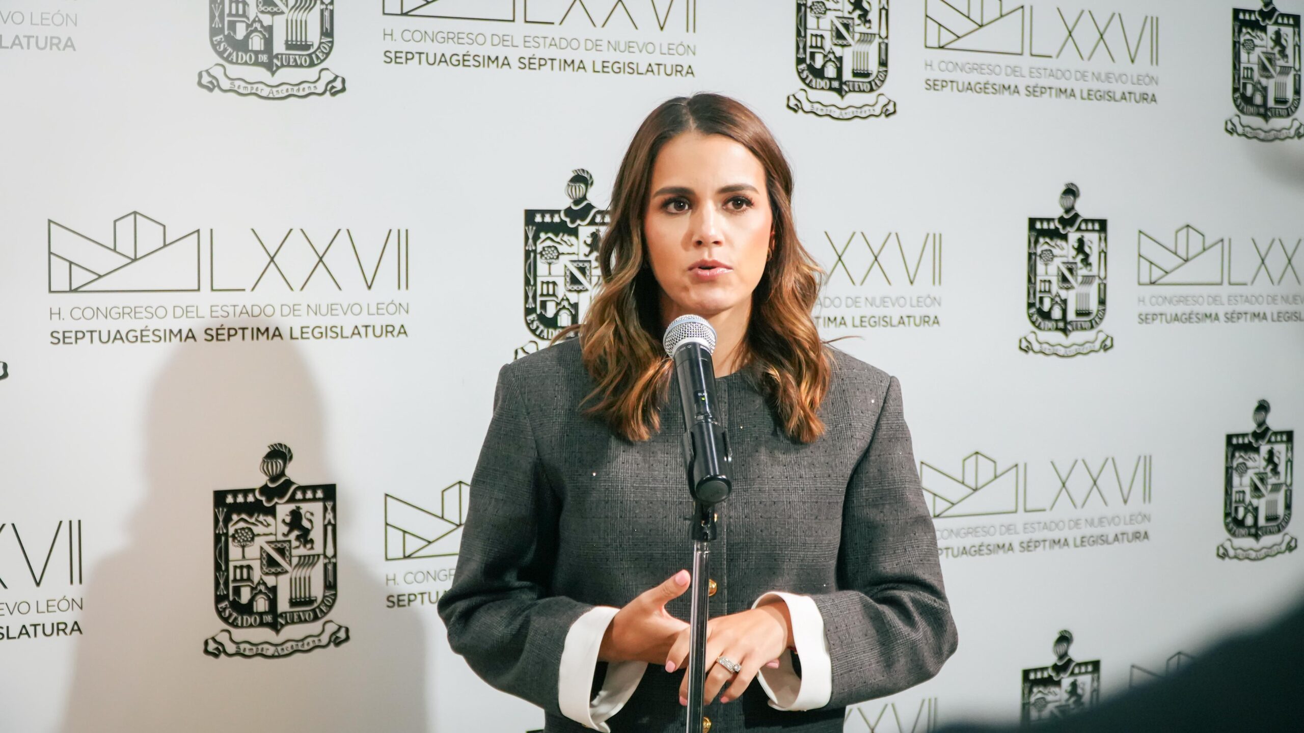 No cuadran cifras de IED de NL con reporte federal, advierte diputada Lorena de la Garza