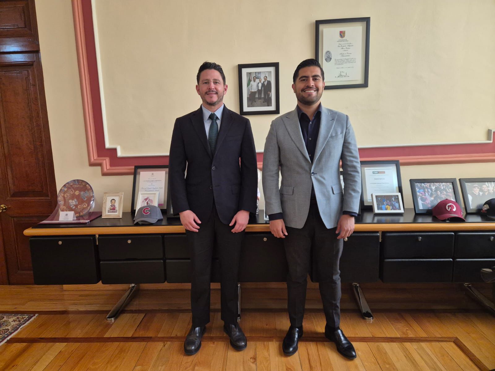 Se reúne Oliverio Tijerina con Eurípides Flores para fortalecer las instituciones educativas