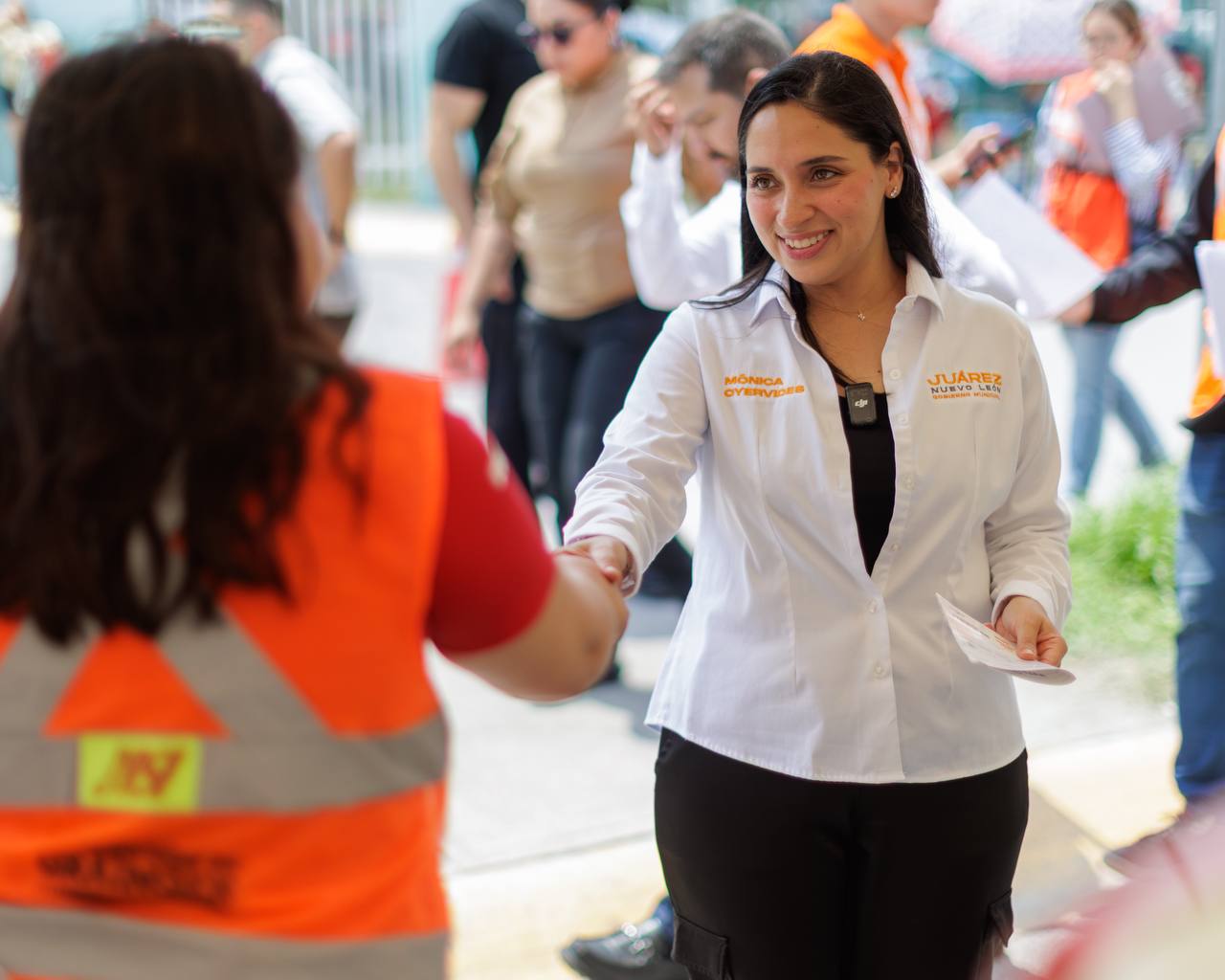 Realiza Mónica Oyervides primera entrega de TAGs de la segunda etapa del programa “Caseta a tus órdenes”