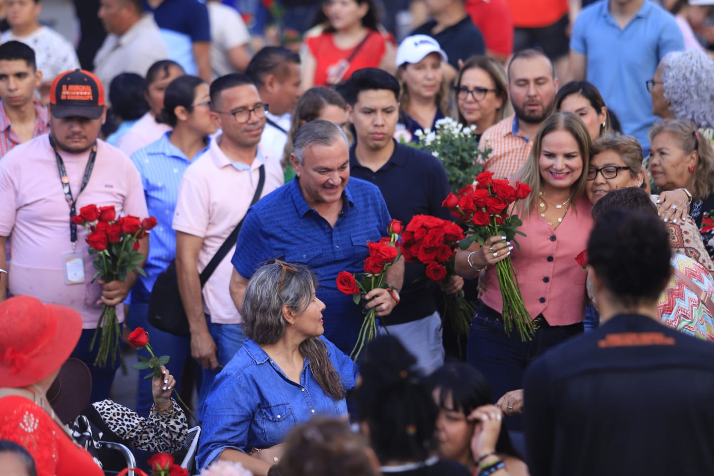 Festeja Guadalupe a las madres con espectáculo musical