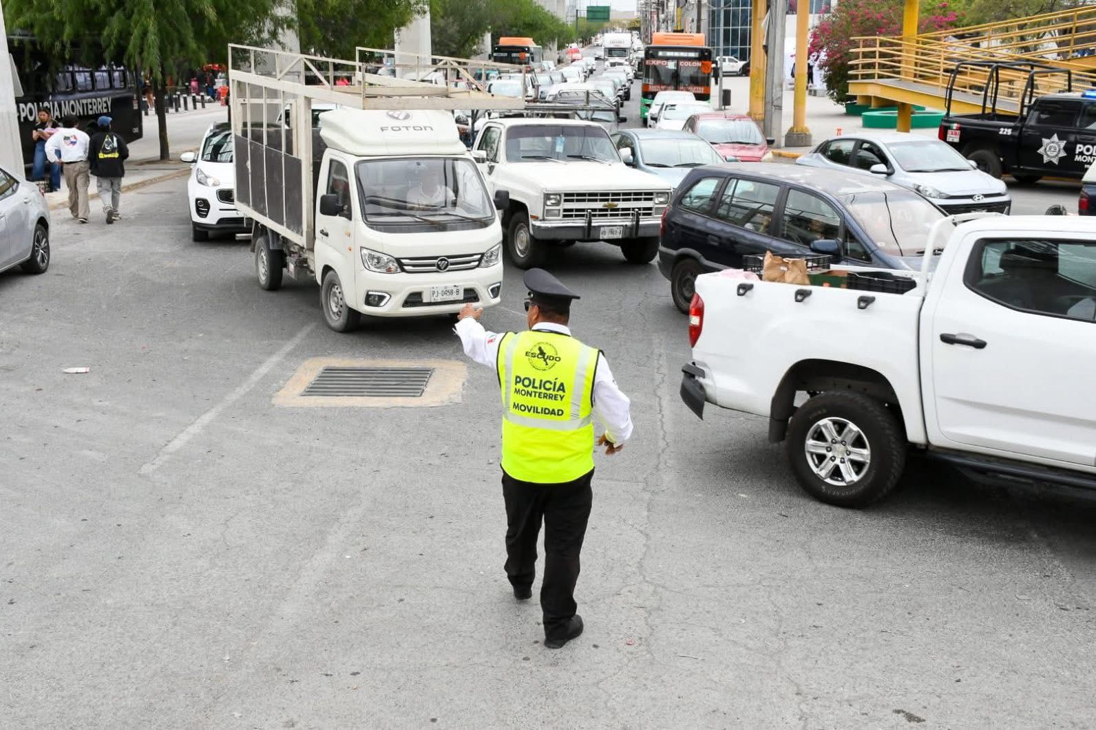 Implementarán carril reversible en zona del Parque Fundidora