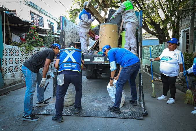 Realiza San Nicolás descacharrización en la Colonia Azteca