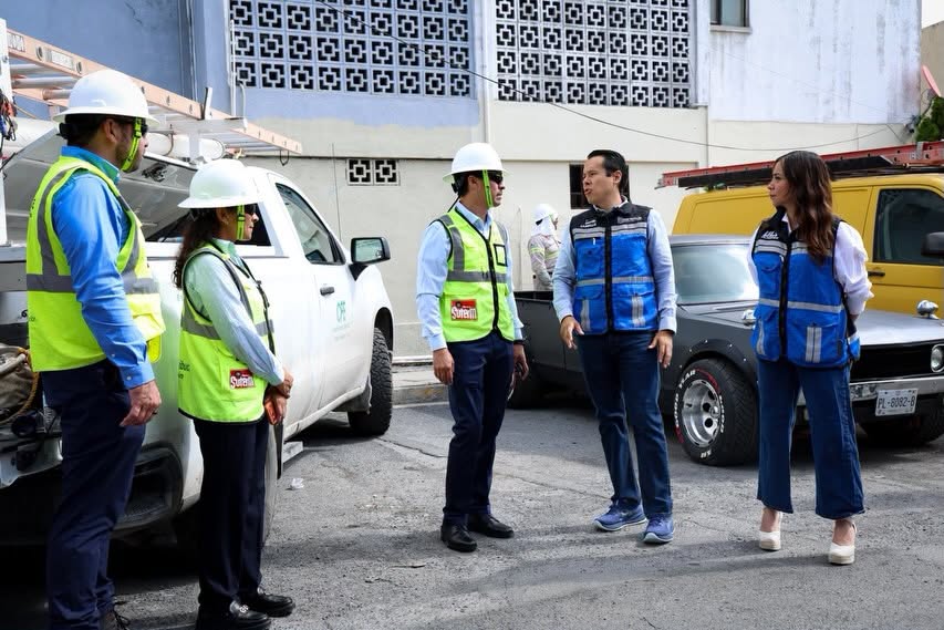 Inspecciona Daniel Carrillo proyecto de cableado subterráneo en Diego Díaz