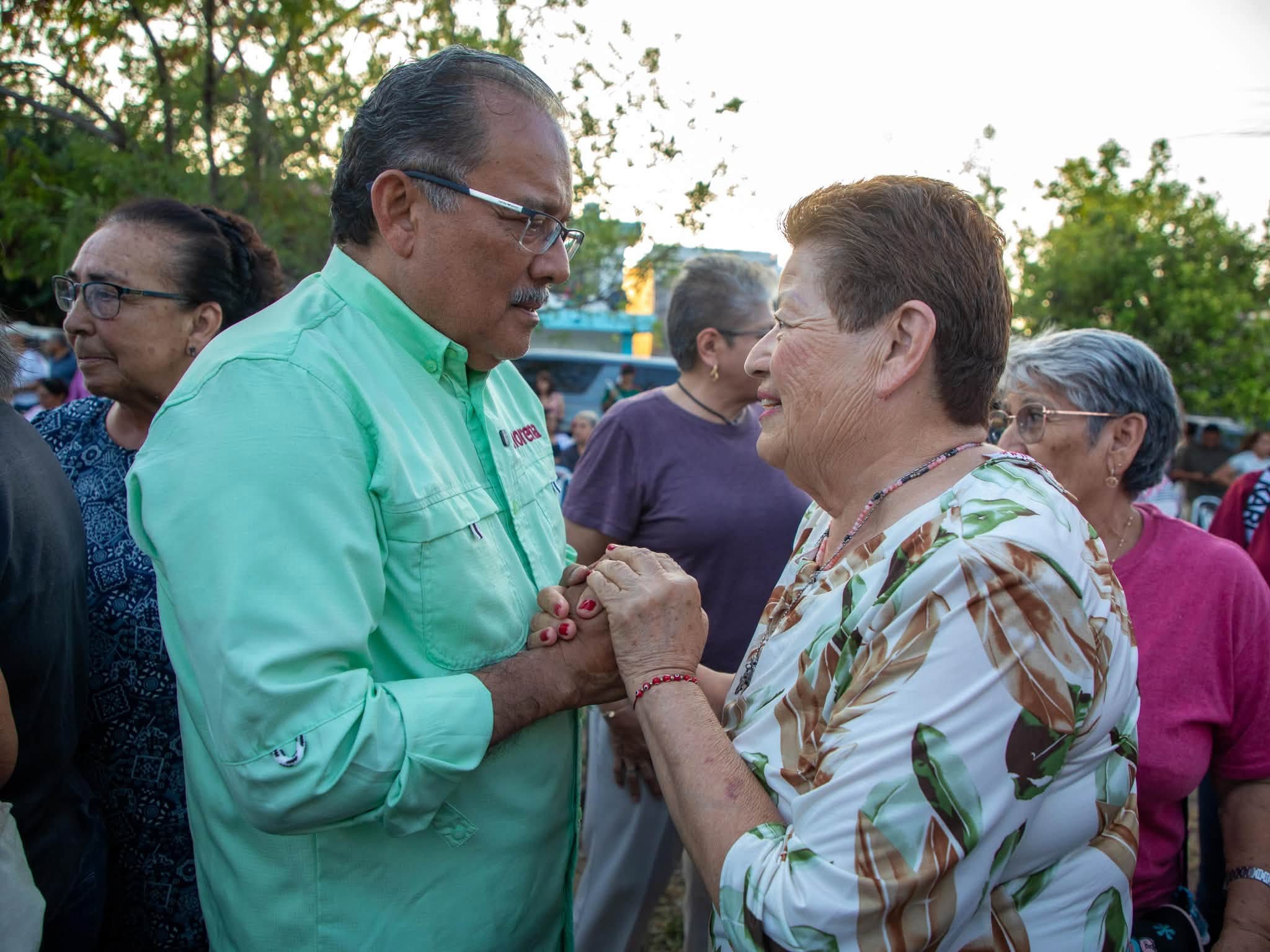 Mijes lleva su gira por el estado para escuchar al pueblo