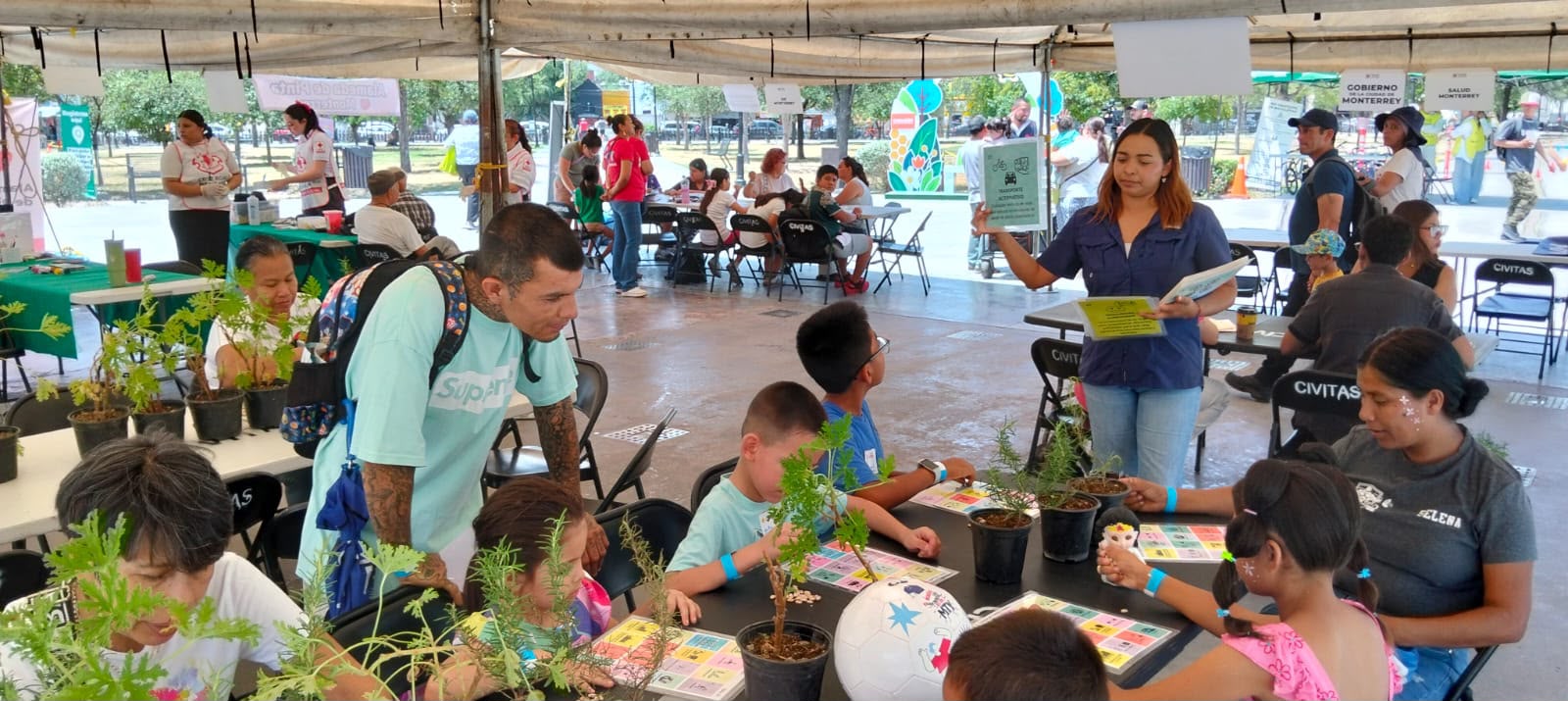 Promueve Monterrey la educación ambiental durante “Alameda de Pinta”