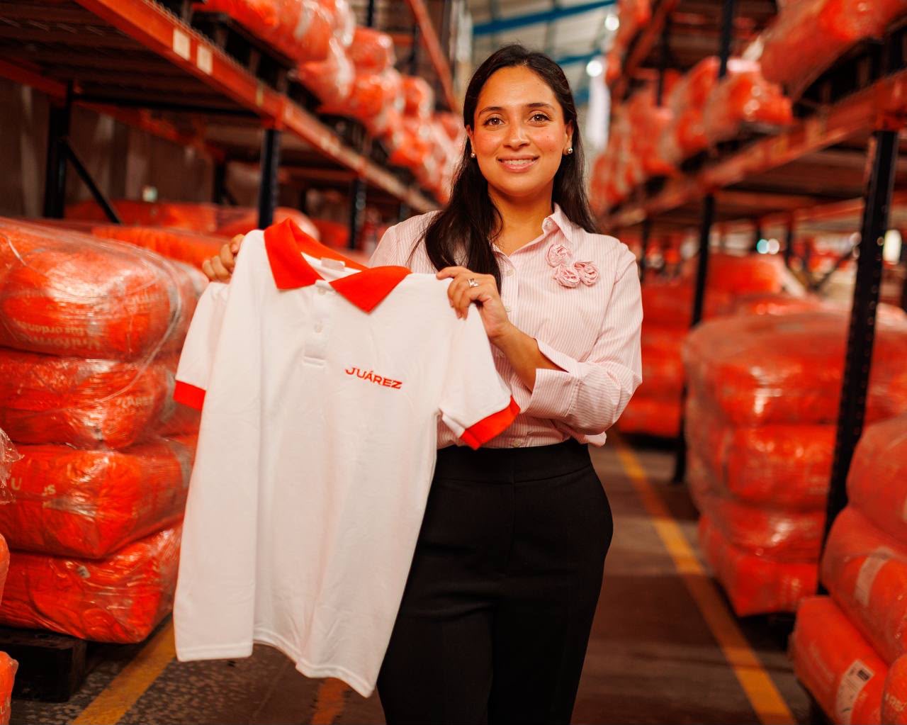 Juárez, único municipio de NL que entrega uniformes escolares gratuitos