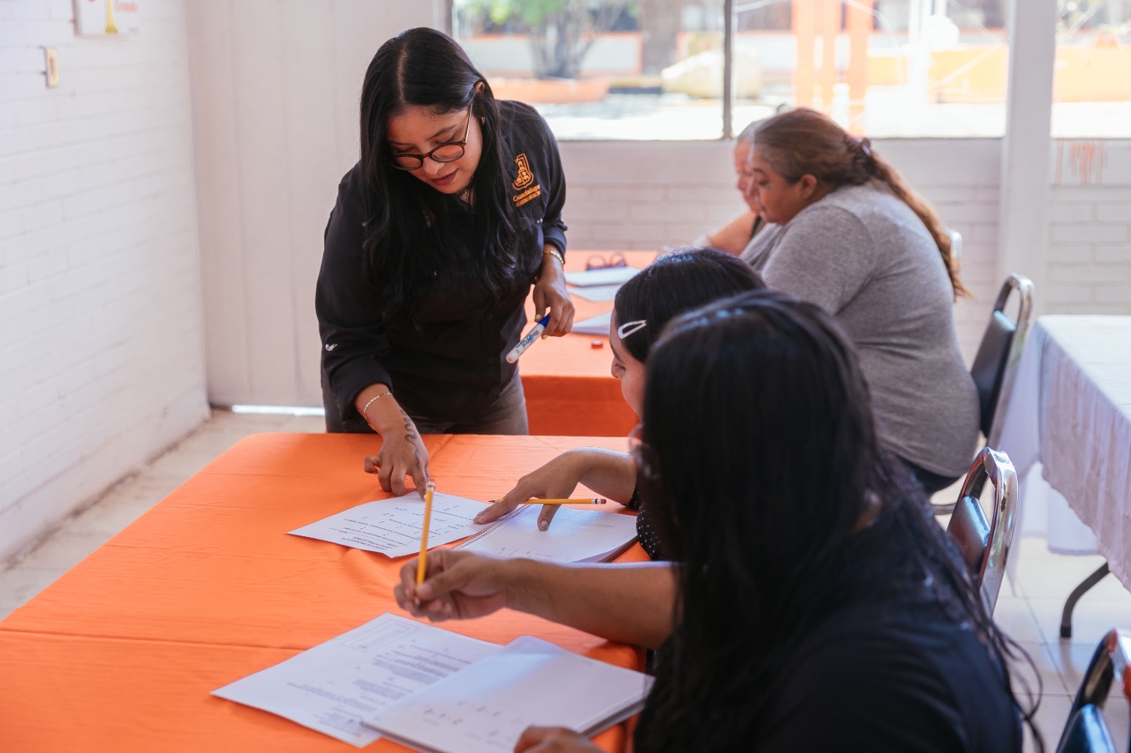 Actúa Guadalupe para abatir rezago educativo