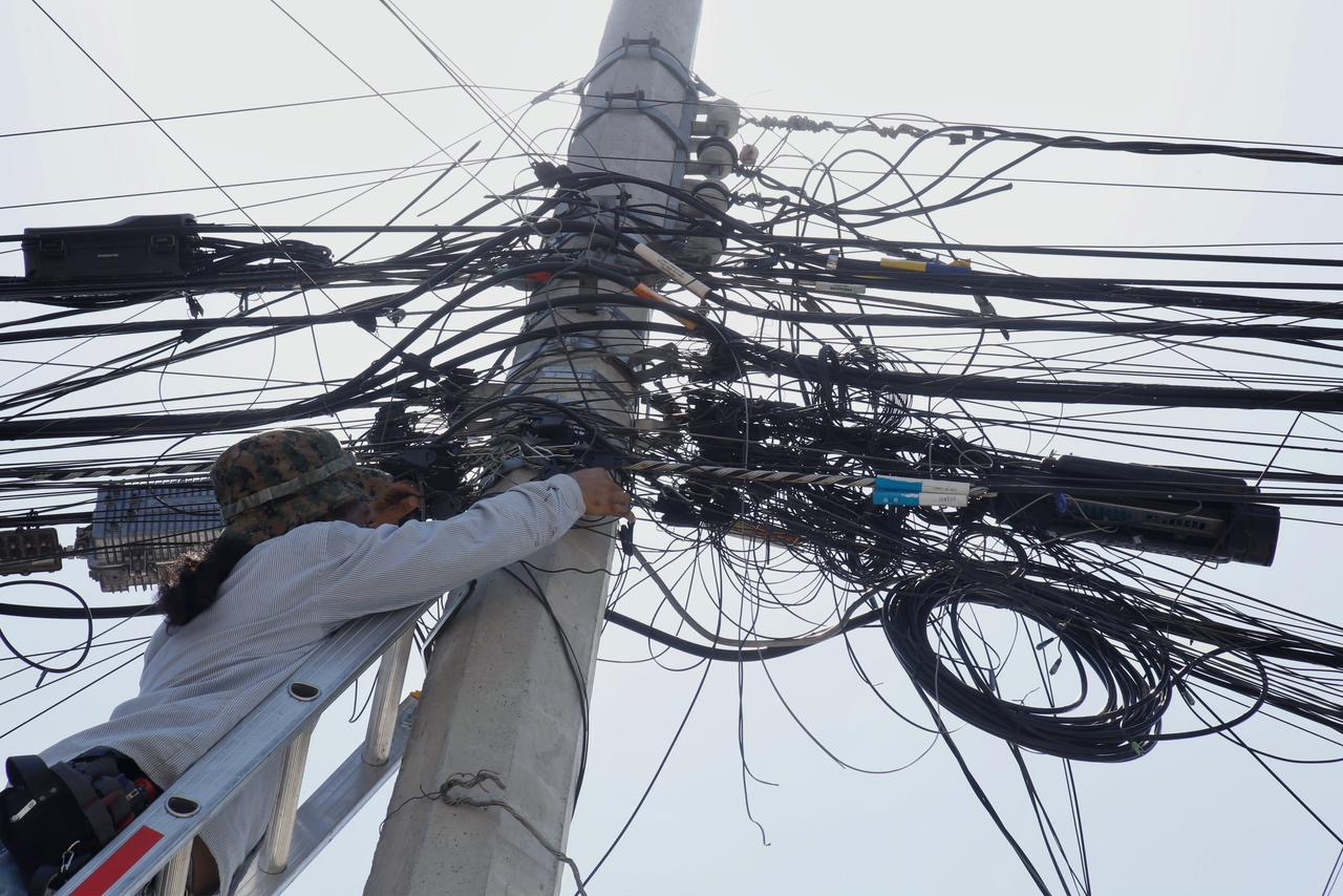 Monterrey supera meta de retiro de cable en desuso