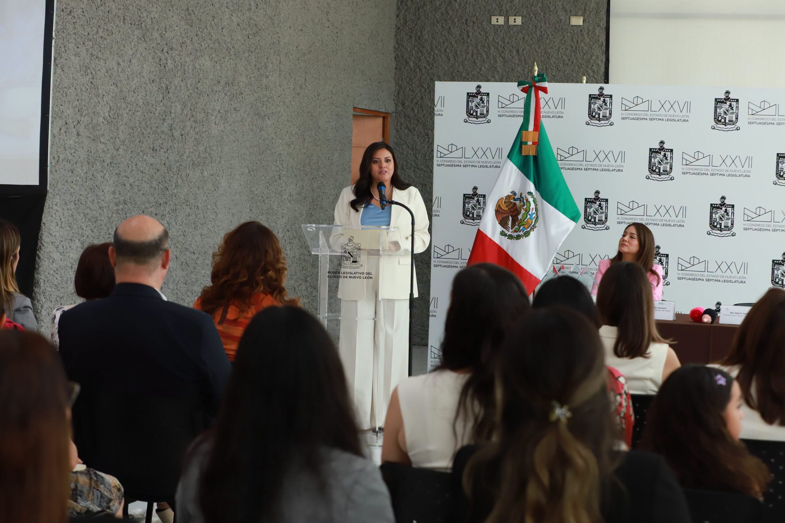 Encabeza Itzel Castillo foro sobre lactancia materna