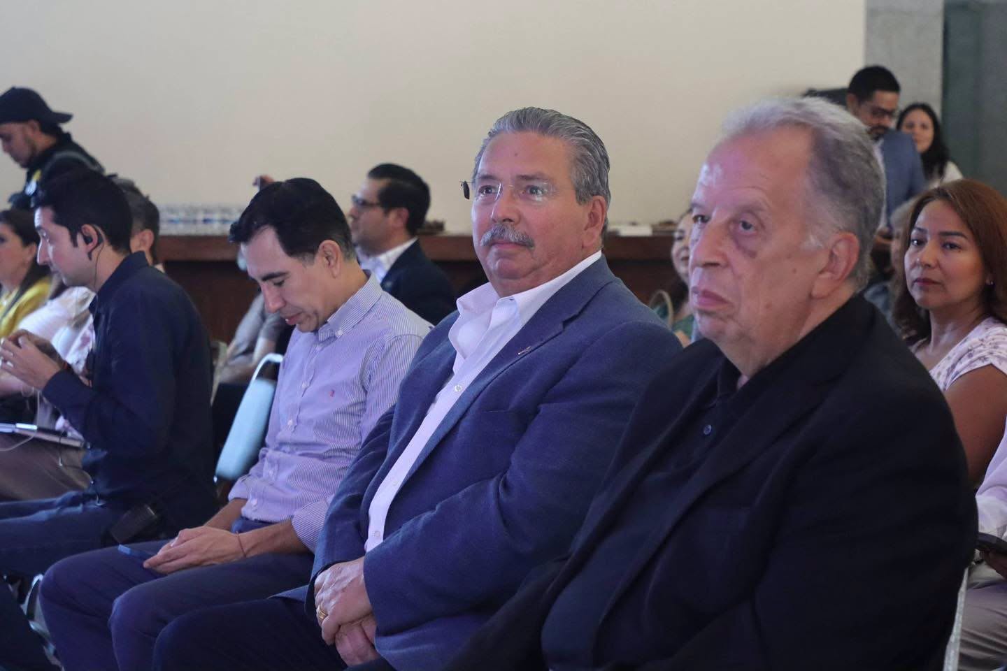 Avanza Escobedo en estrategia para ordenar crecimiento urbano