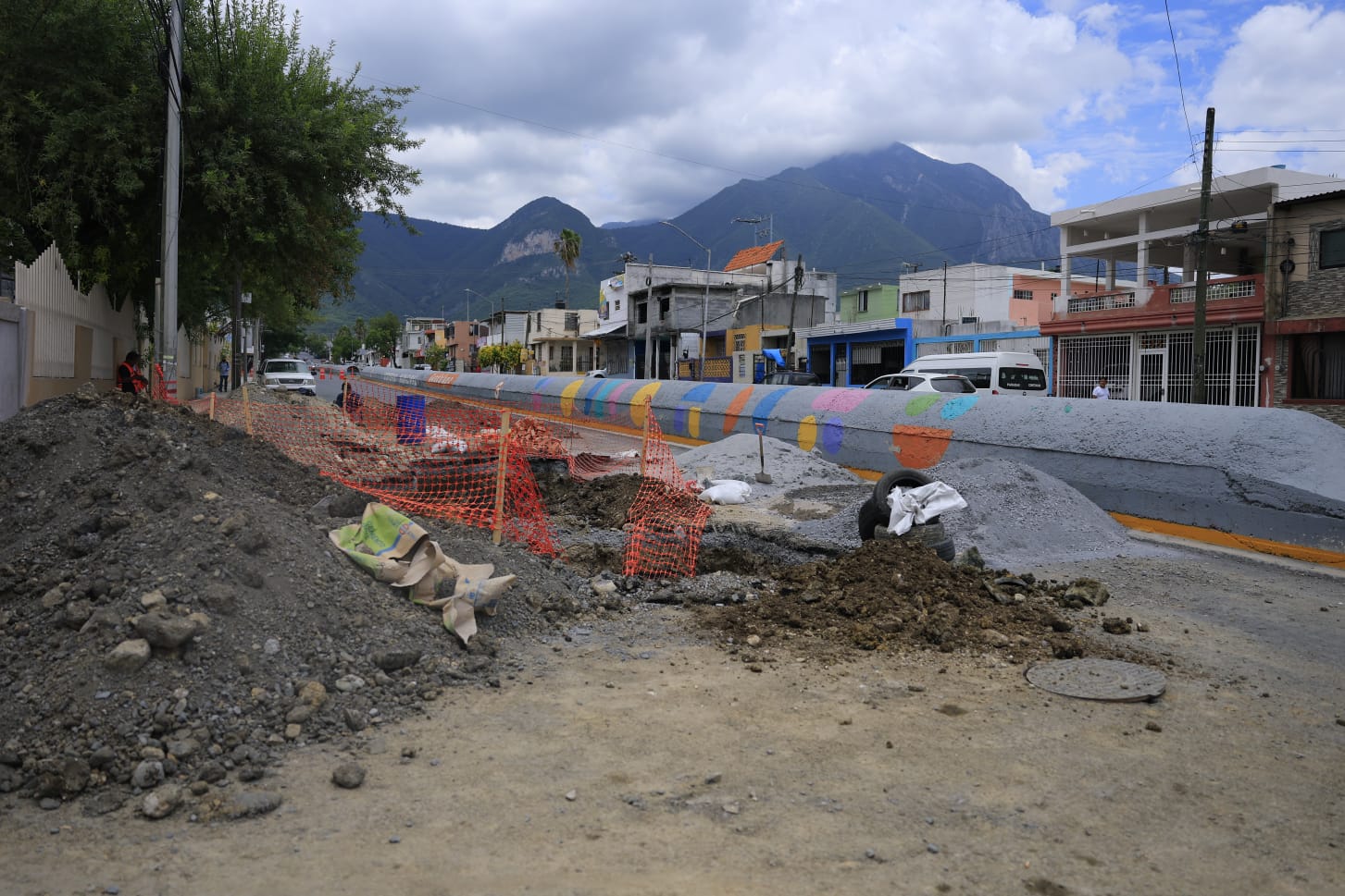 Realiza Guadalupe obras para mejorar drenaje sanitario