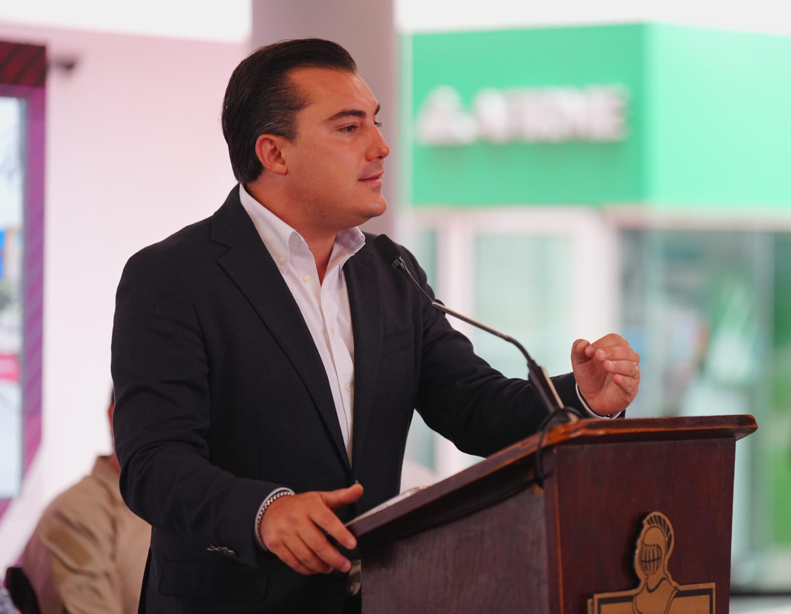 Manuel Guerra reta al Estado a superar las 14462 esterilizaciones de García; llama a competir por el bienestar animal en NL