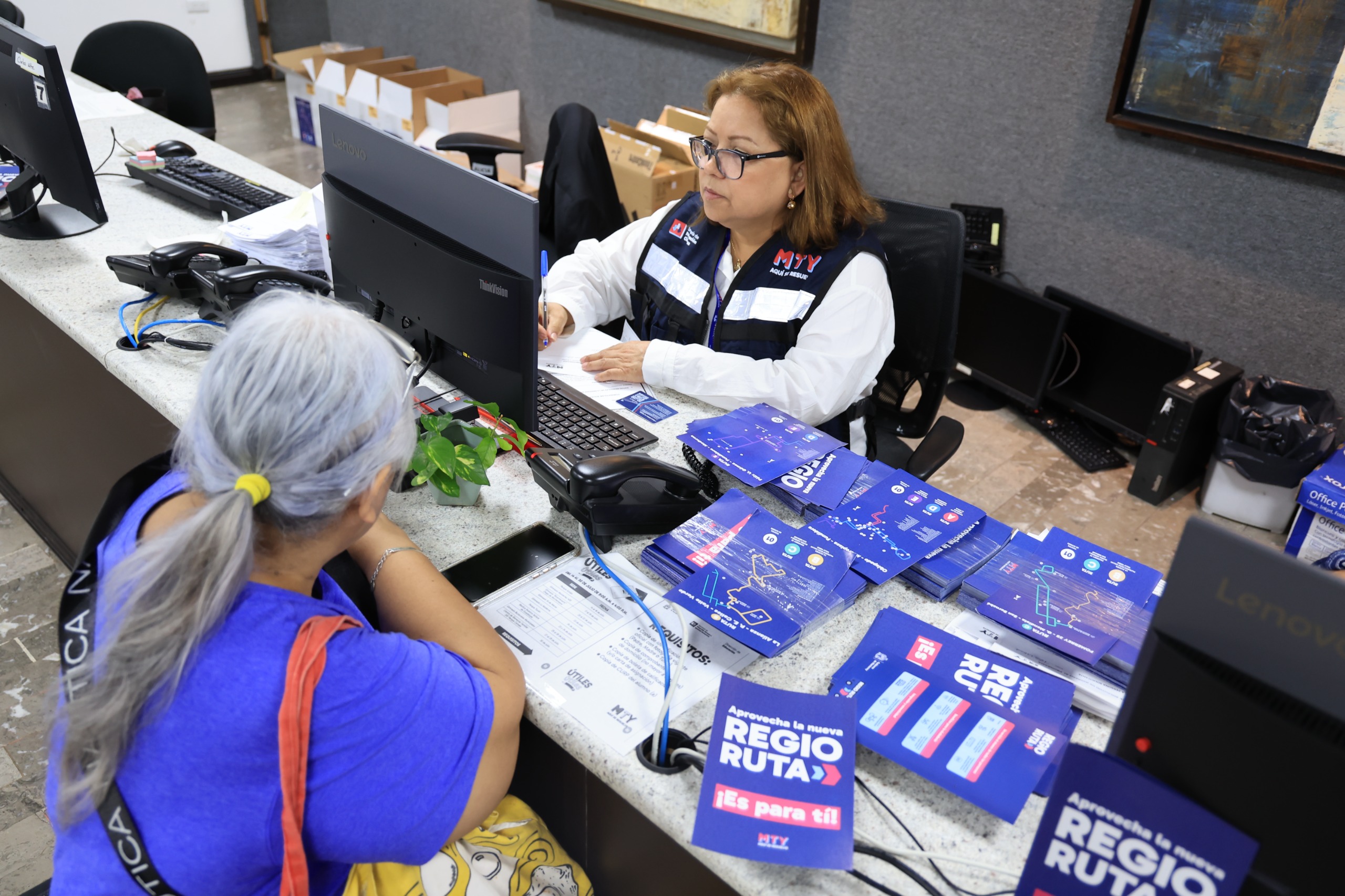 Invita Gobierno de Monterrey a tramitar la tarjeta de la Regio Ruta
