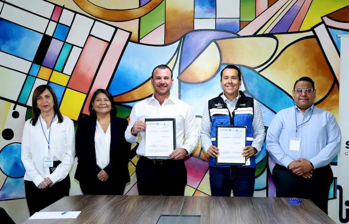 Firma San Nicolás convenio con Políticas UANL