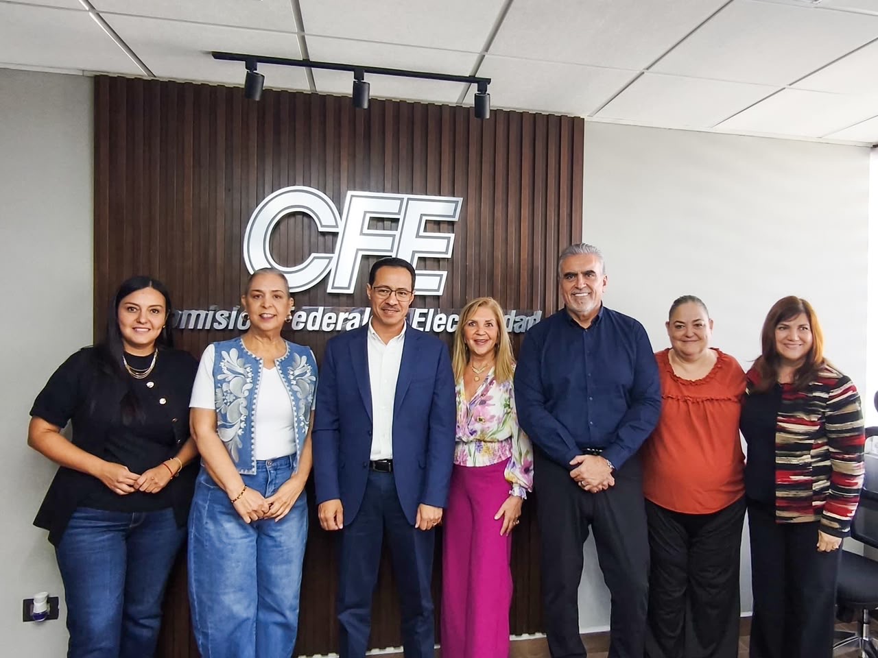 Estrechan coordinación CFE y Gobierno de Monterrey