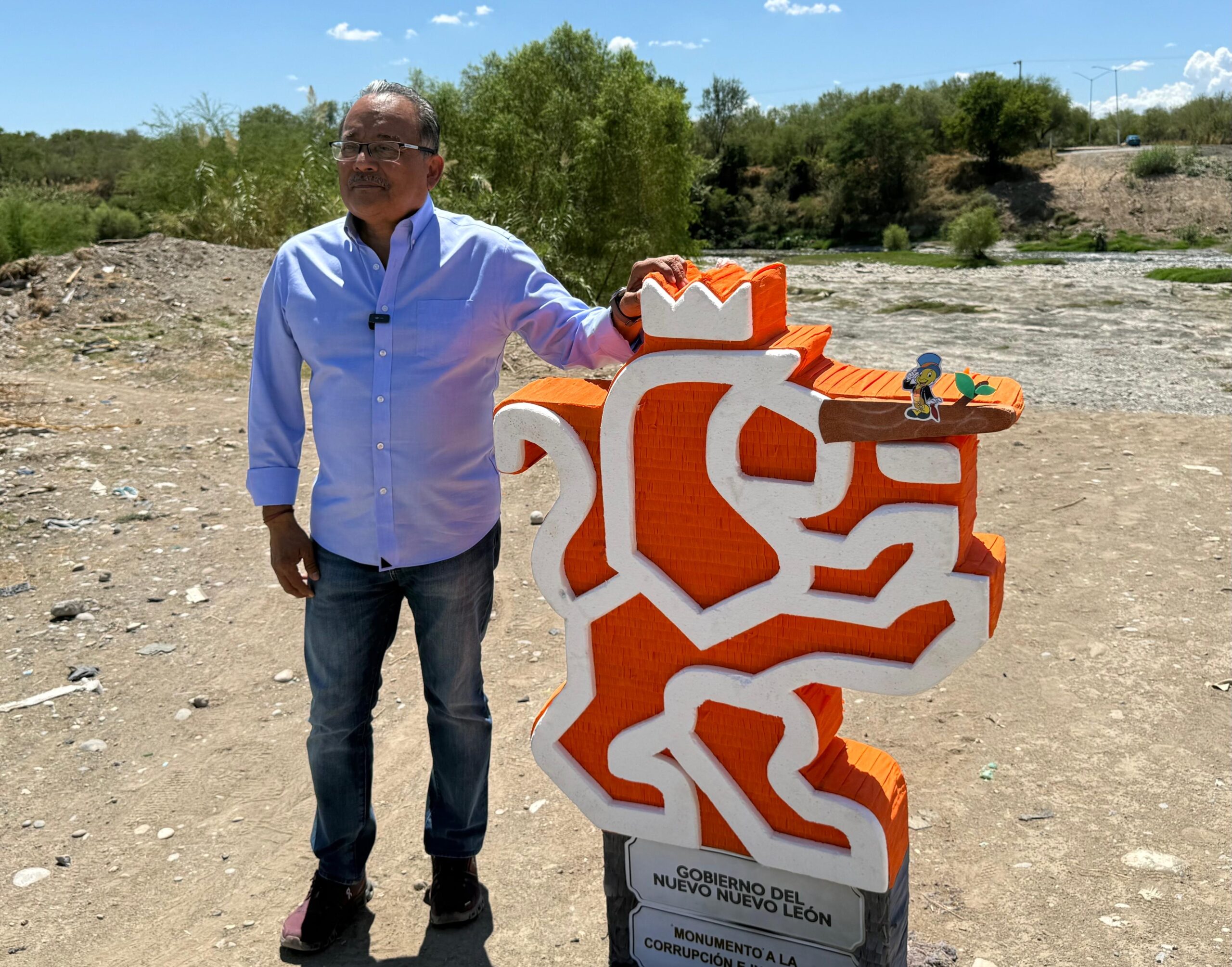Mijes cuestiona avances del Puente La Unidad durante recorrido en Cadereyta