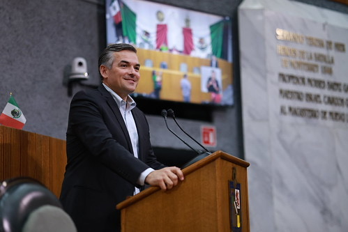 Diputados de Nuevo León exigen respeto a autonomía de la UANL
