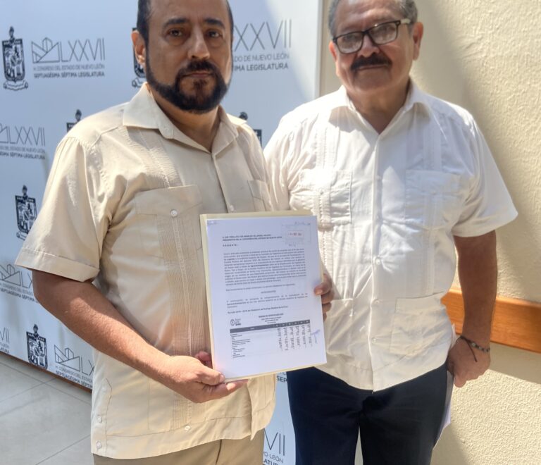 Ex diputados Ranulfo Martínez y Francisco Fuentes.