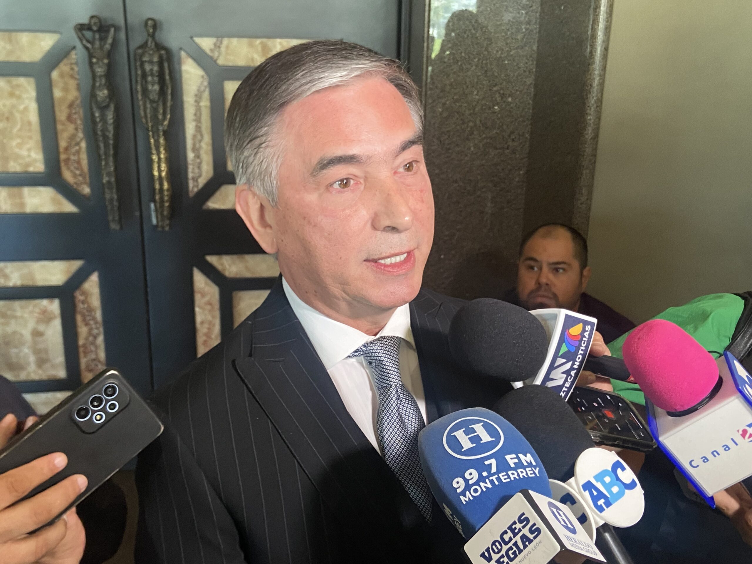 Anuncia Fasci que ampliará denuncias contra funcionarios de la UANL