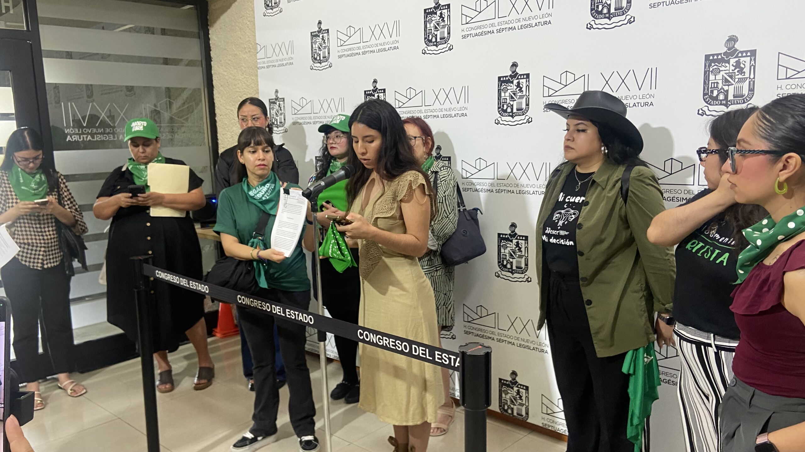 Feministas exigen al Congreso de NL despenalizar el aborto