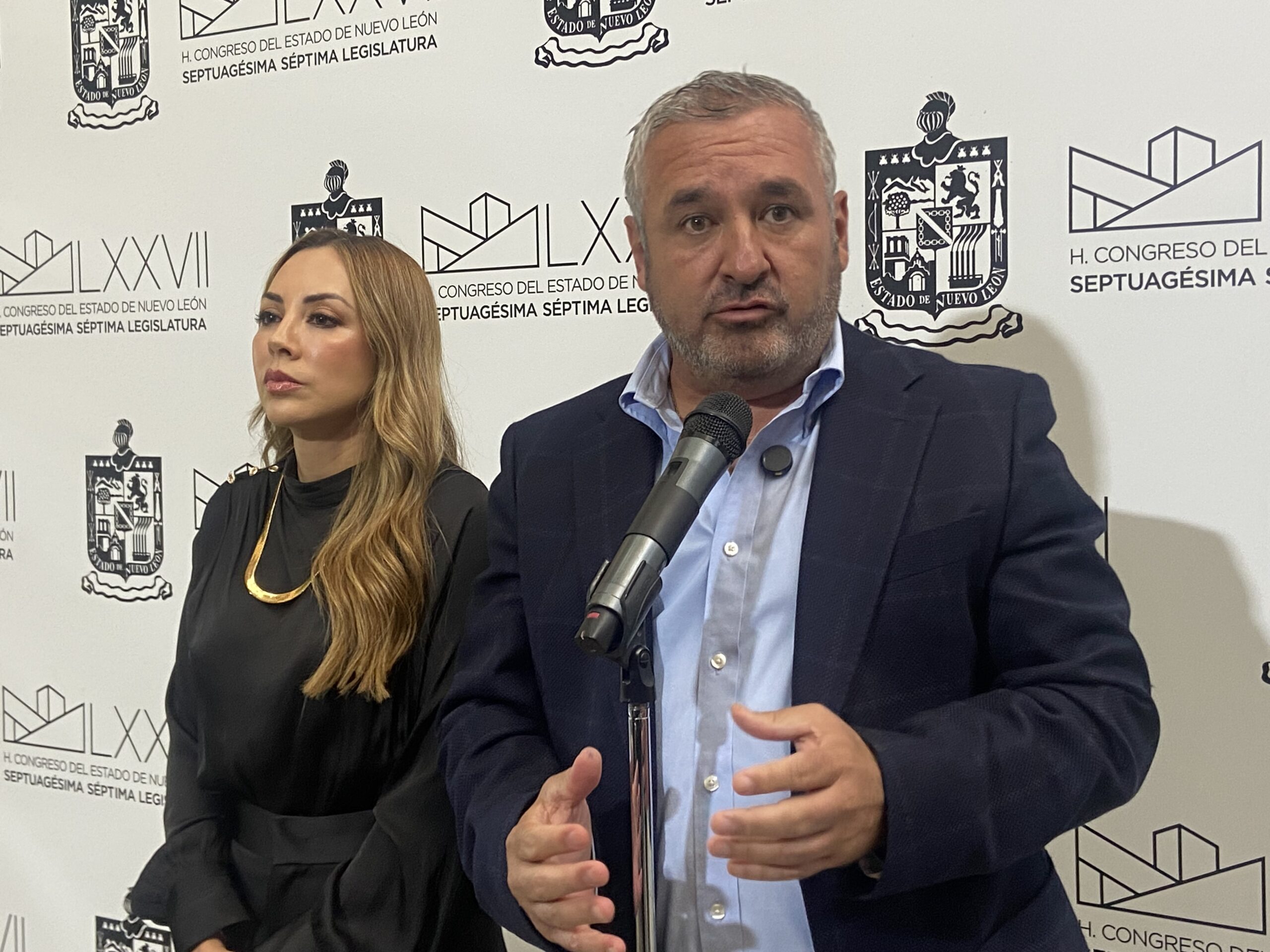 PRI y PRD proponen reglas para regular la reconducción presupuestal en NL