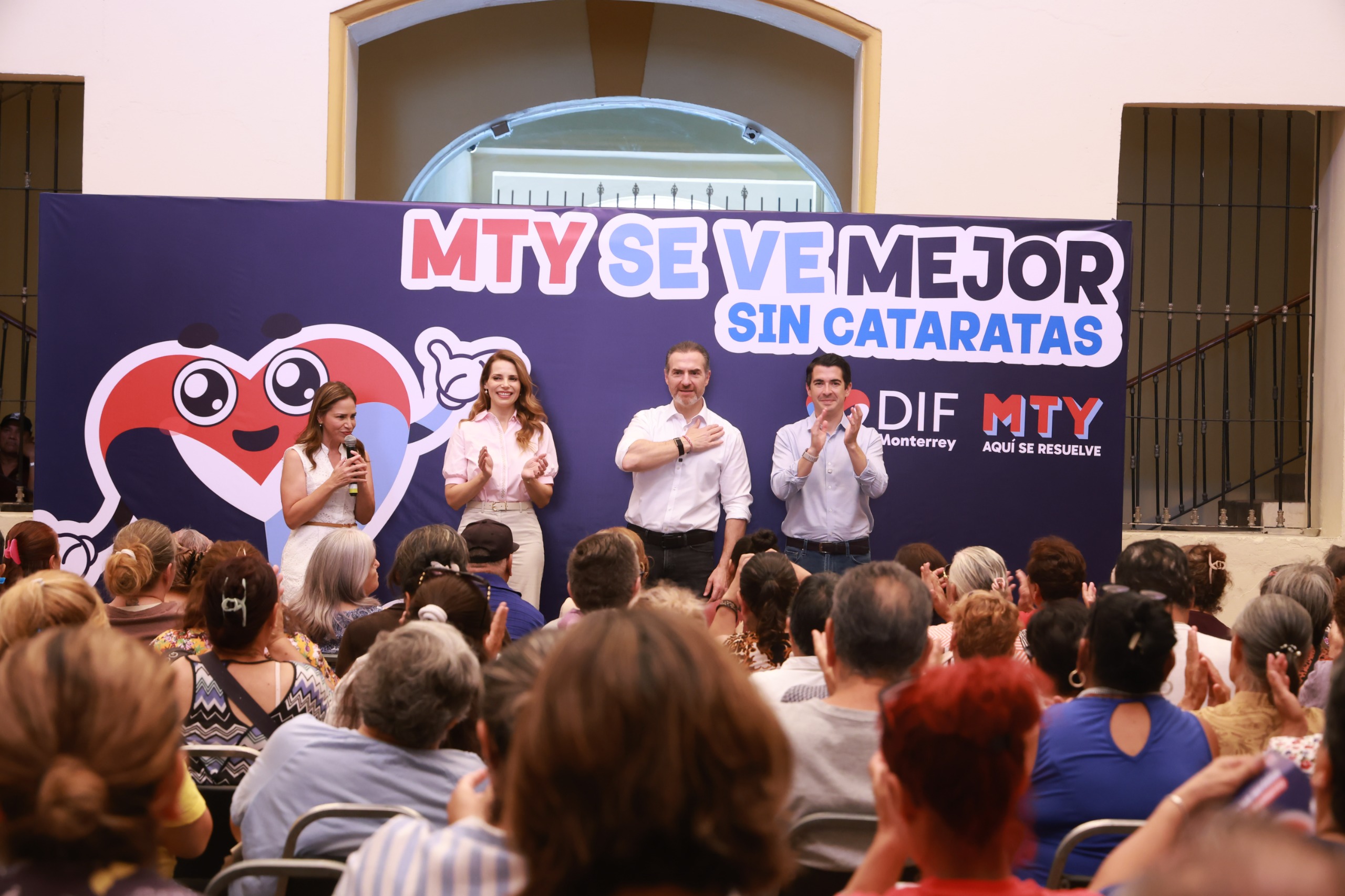 Amplía DIF Monterrey programa para cirugías de cataratas