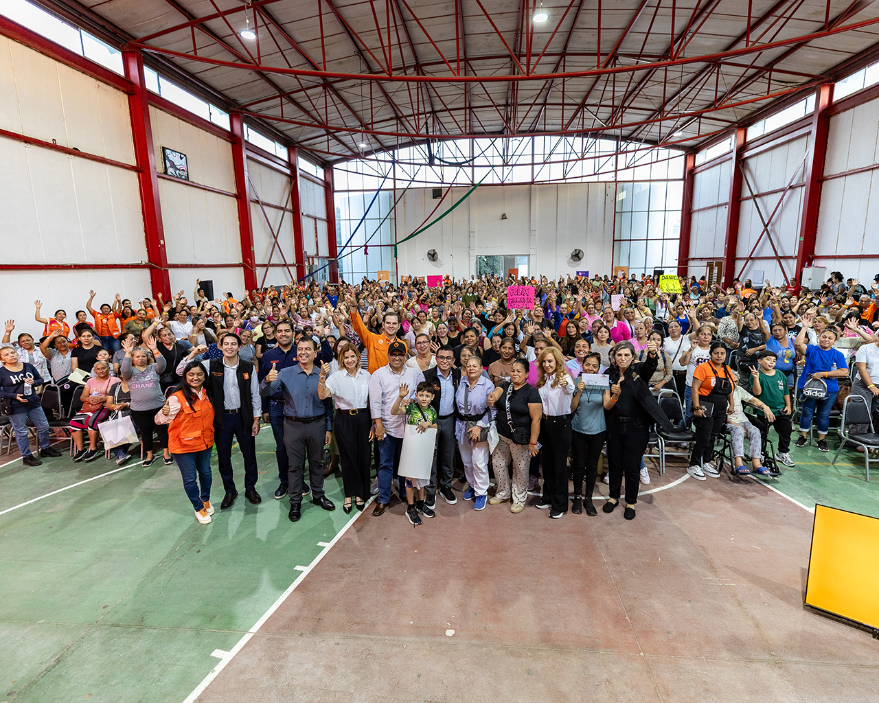 Acerca Igualdad e Inclusión “Ayudamos a las Mujeres” a más beneficiarias en La Alianza