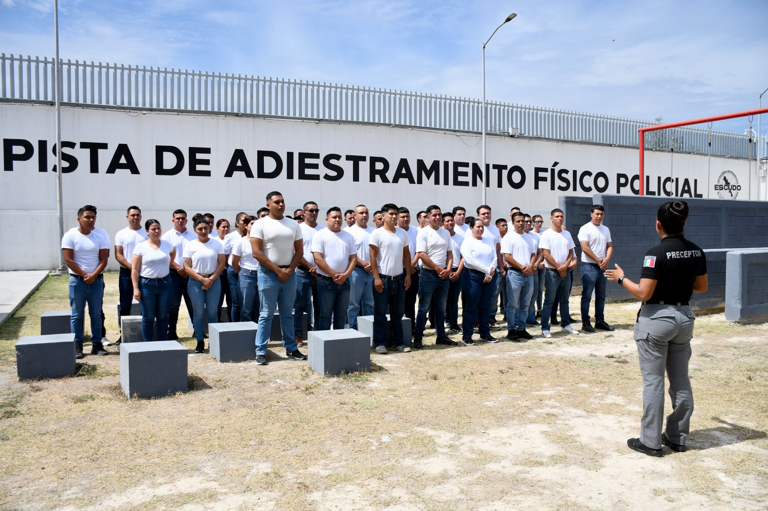 Ingresan 44 cadetes a Academia de Policía de Monterrey