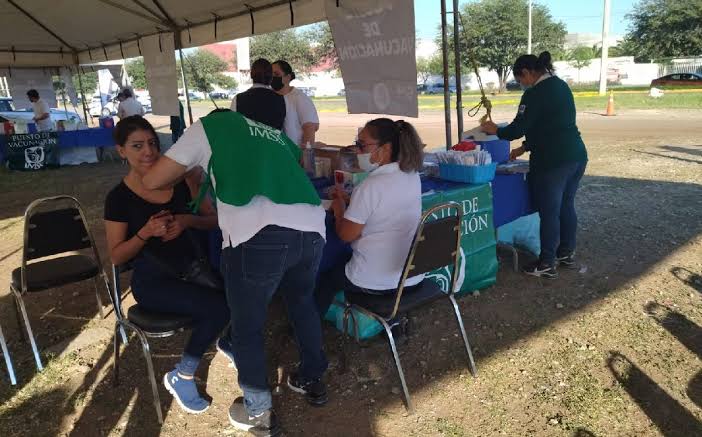 Alcanza San Nicolás aplicación de más de 10 mil vacunas
